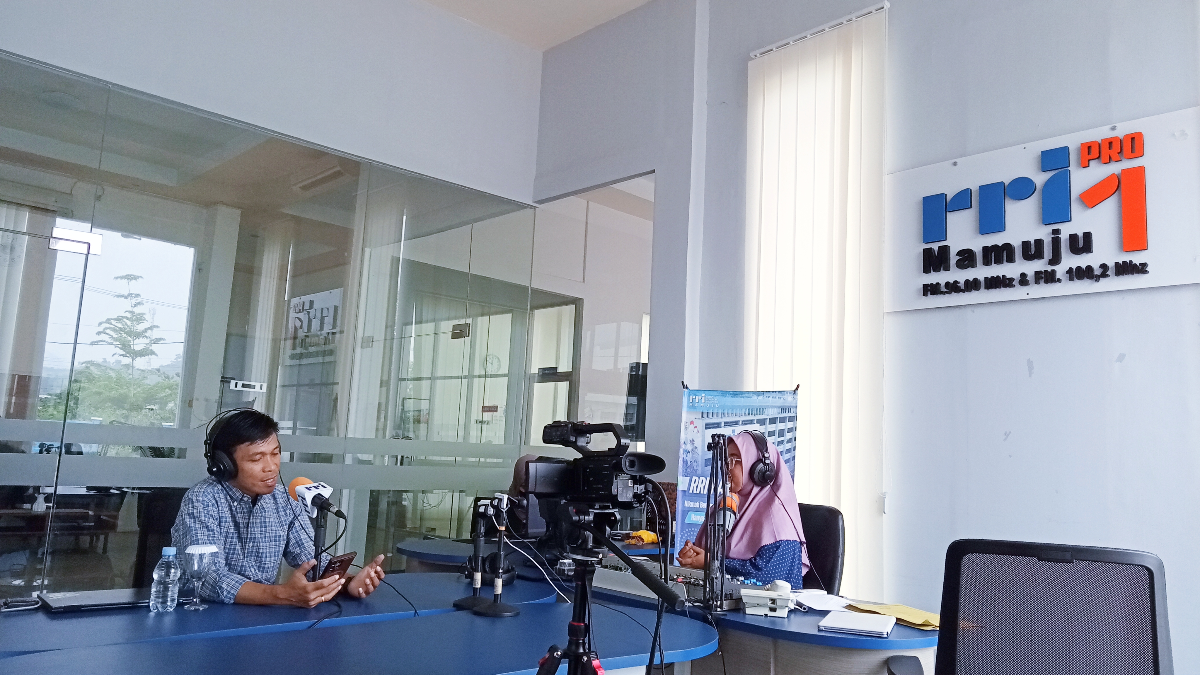 Khala’ Hidroponik Jadi Inspirasi Petani Generasi Muda melalui Dialog Interaktif bersama RRI Mamuju